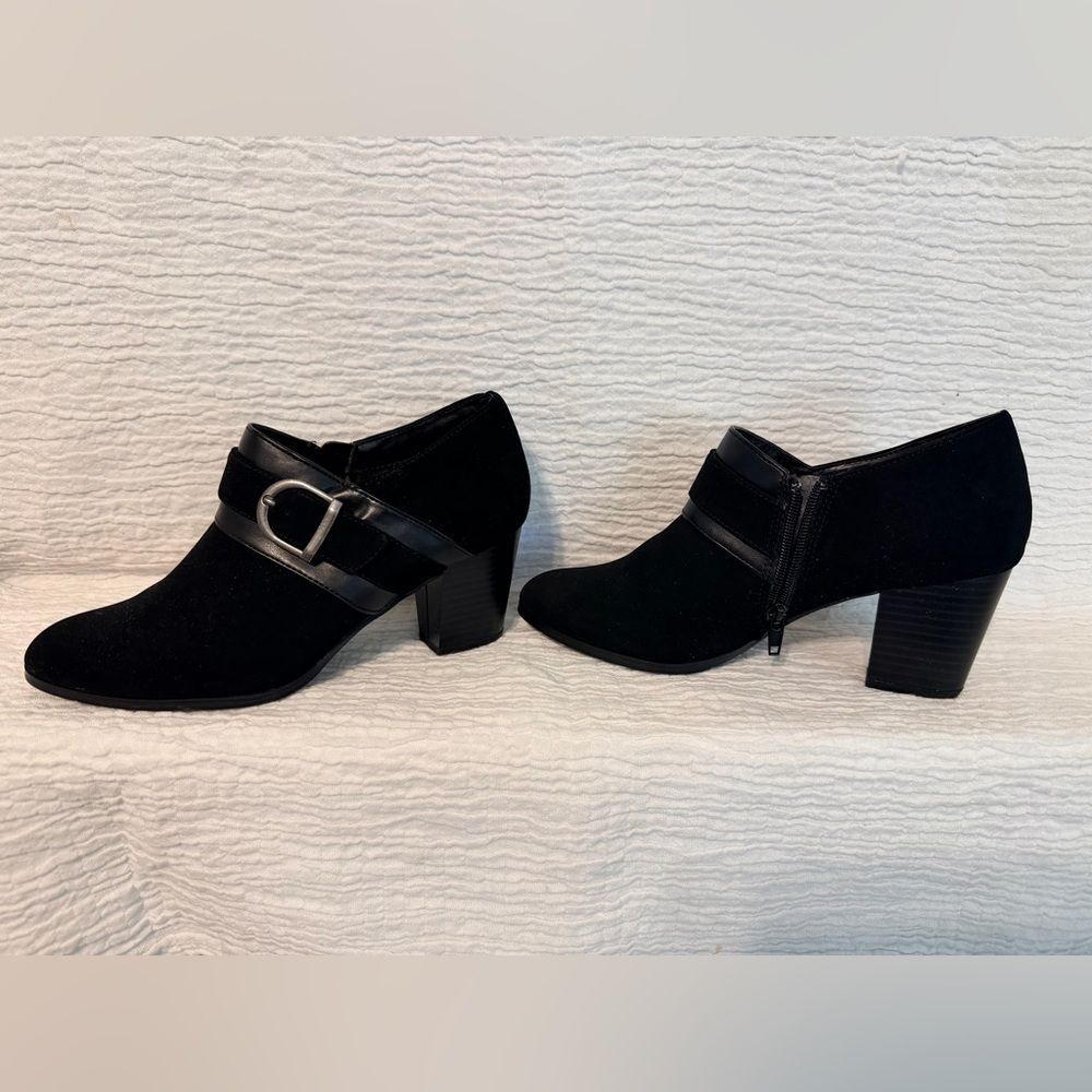 Easy Street Della Black Women's Heeled Shoes - Picture 5 of 12